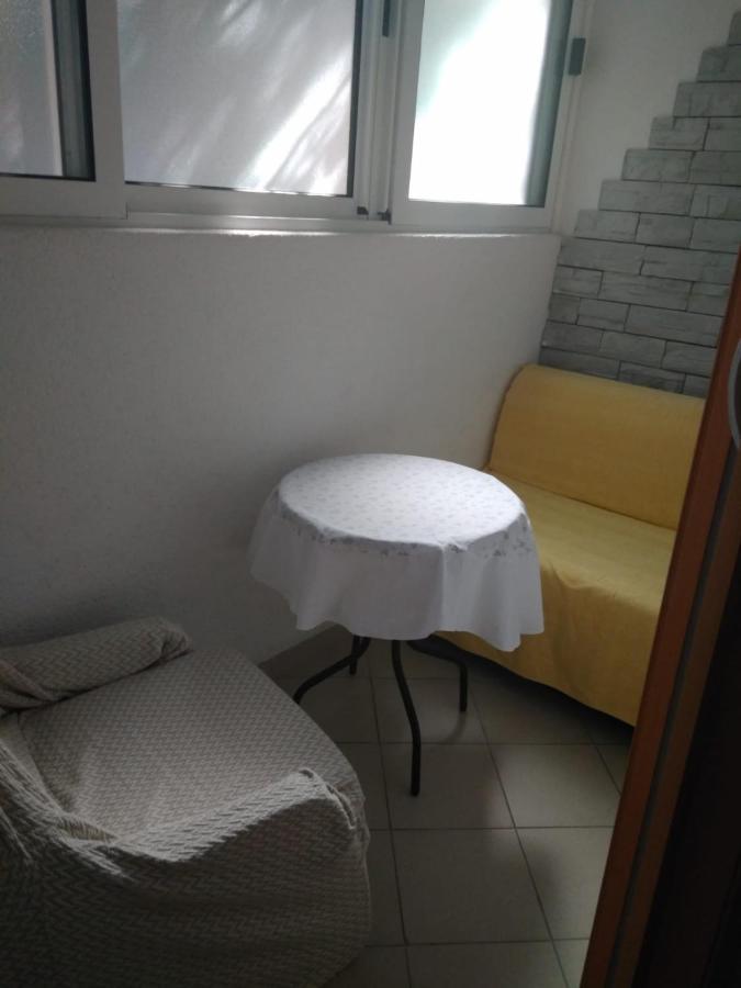 Apartmani Carevic Baška Voda Extérieur photo